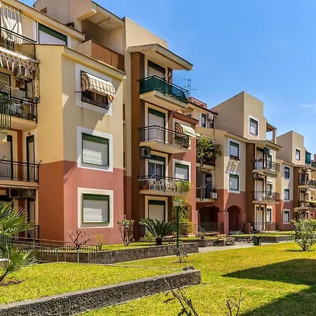 In Naxos Mit Grossem Balkon *